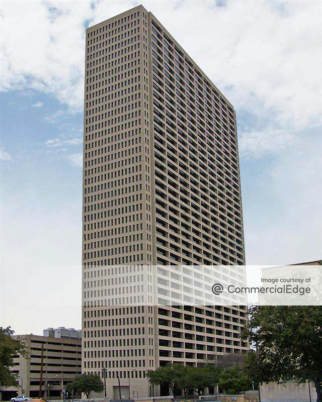 Plaza 801 Cherry Street, Fort Worth, TX Office Space